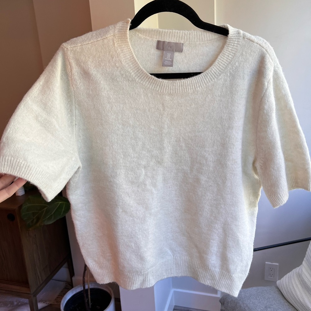 H&M Cream Crew Neck Sweater